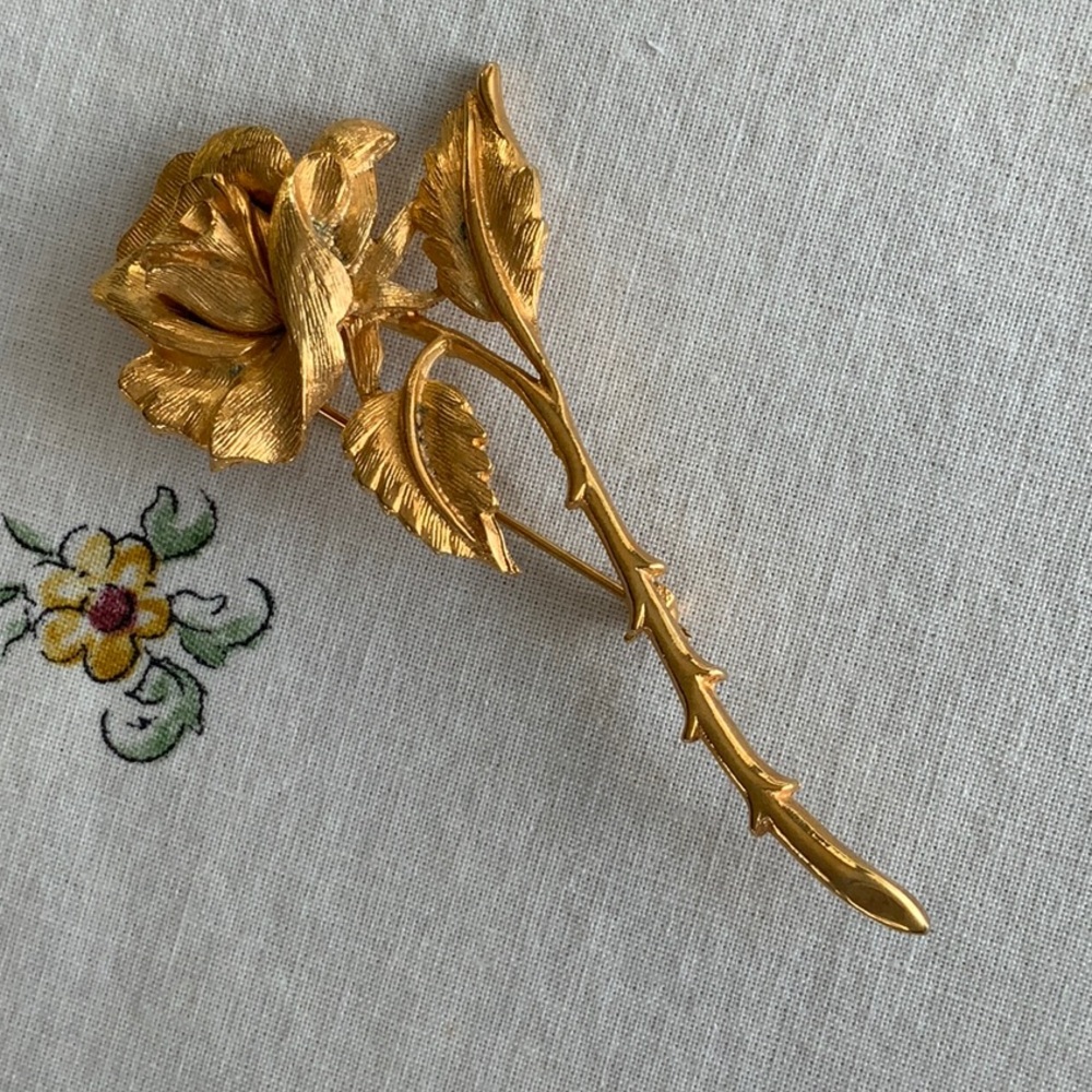 Vintage Gold Tone Long Stem Rose Brooch Vintage Floral Pin 1950’s